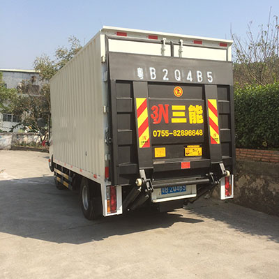 尾插小板是什么，理解電力行業中的關鍵組件