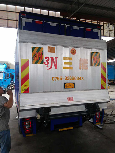 鋁合金尾板與鐵尾板，哪種更勝一籌？